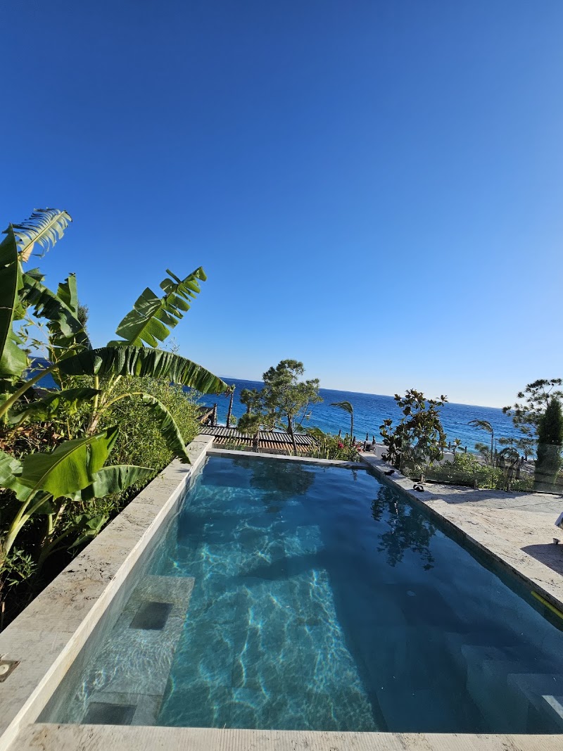 Drymades Inn Resort 3