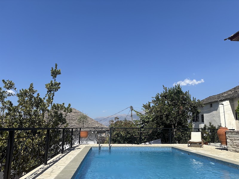 Hotel Gjirokastra 3