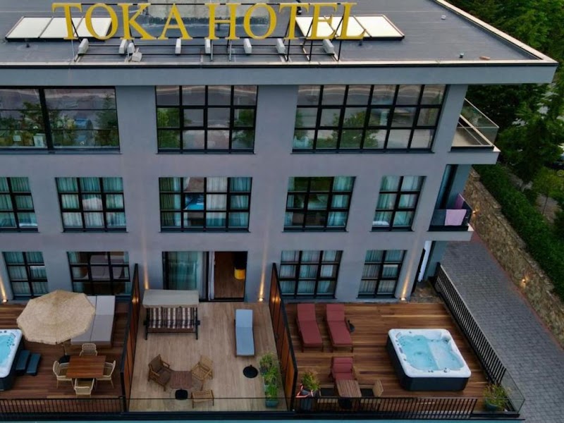 Toka Hotel Restaurant 3