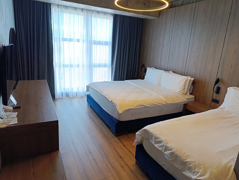 Toka Hotel Restaurant 4