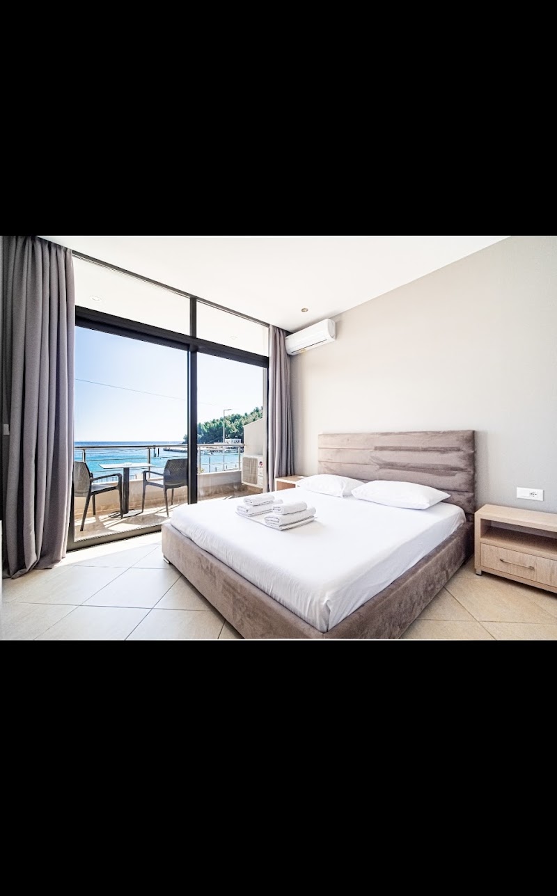 Endless Blue Himara 4